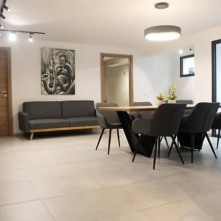 Domus Alba تراباني